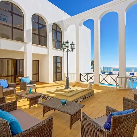 Albuar Villa *